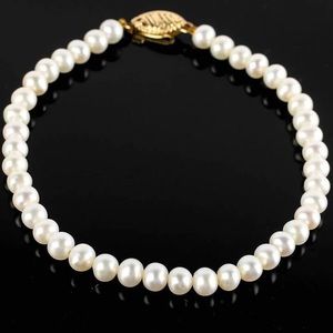 Freshwater Pearl Bracelet w 14K Yellow Gold Clasp